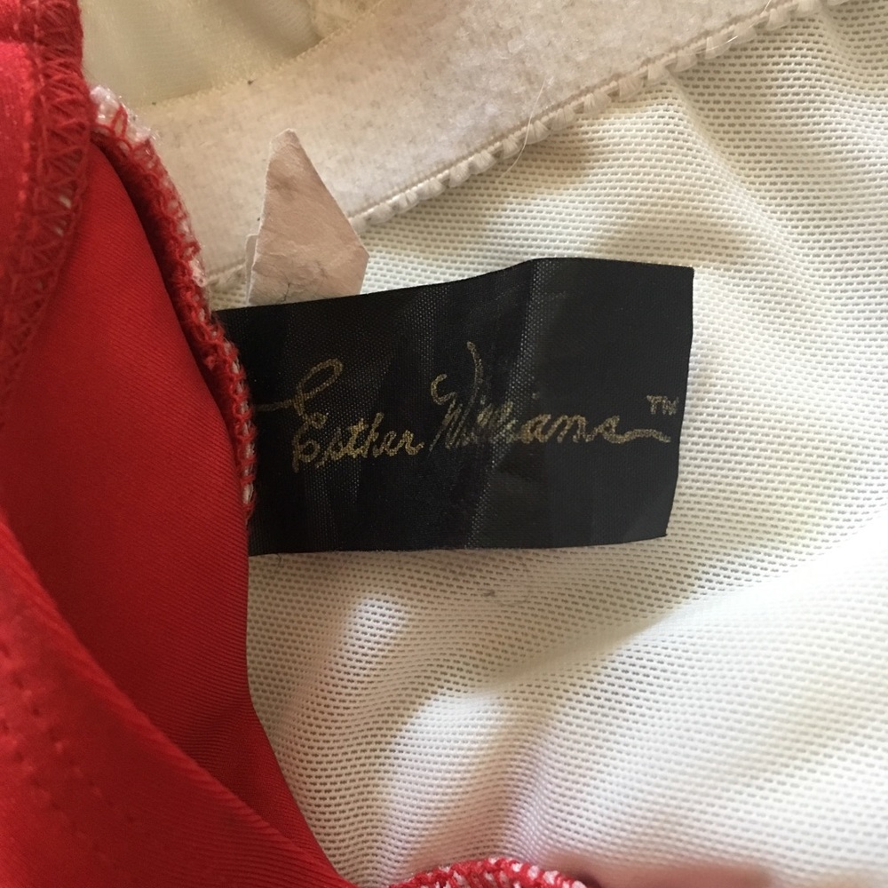 Esther Williams Retro Pinup One-Piece Swimsuit - Picture 4 of 4